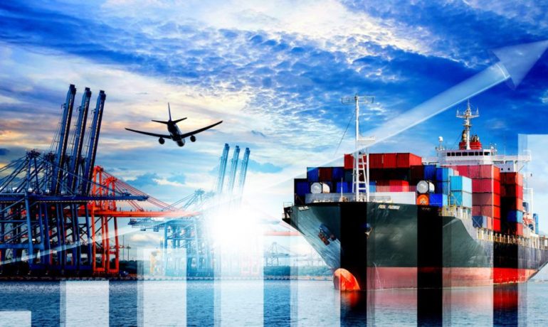 what does a freight forwarder do in Canada